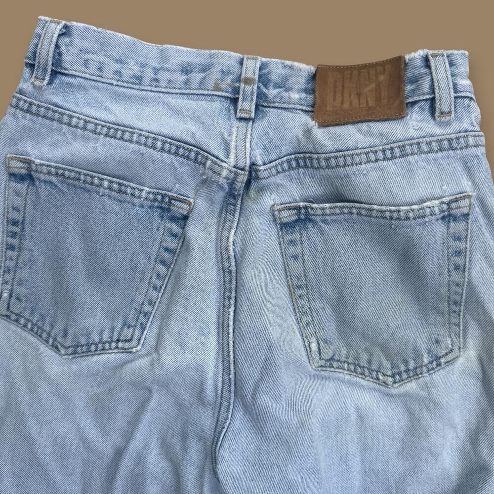 DKNY Jeans Light Wash Distressed Denim Vintage Size 24β Waist XS Straight Leg